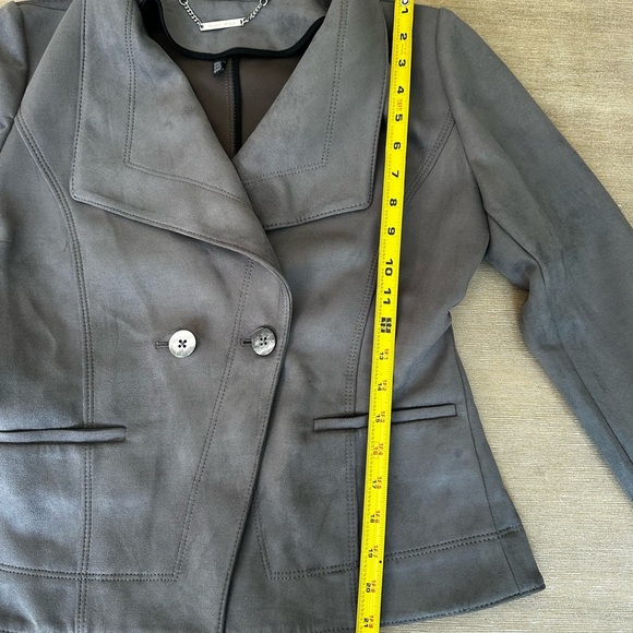 White House black market sueded Gray Double-Breasted Jacket 4 EUC - Picture 6 of 7